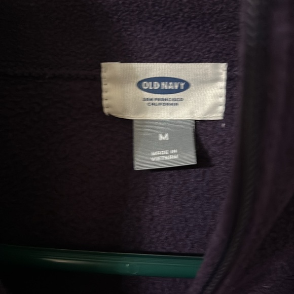 Old navy size medium full zip fleece. - Picture 2 of 2